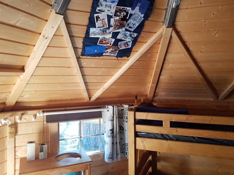 Insolite 6 personnes - Refuge - Esprit cabane - Sans eau ni sanitaire 4/6 places 5