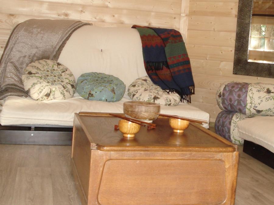 Insolite 3 personnes - Refuge - Esprit cabane - Sans eau ni sanitaire 2/3 places 3
