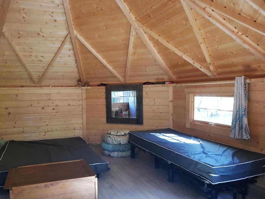 Insolite 3 personnes - Refuge - Esprit cabane - Sans eau ni sanitaire 2/3 places 1