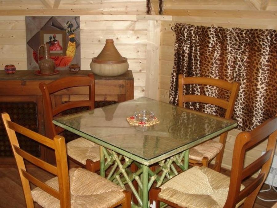 Insolite 4 personnes - Refuge - Esprit cabane - Sans eau ni sanitaire 2/4 places, 15