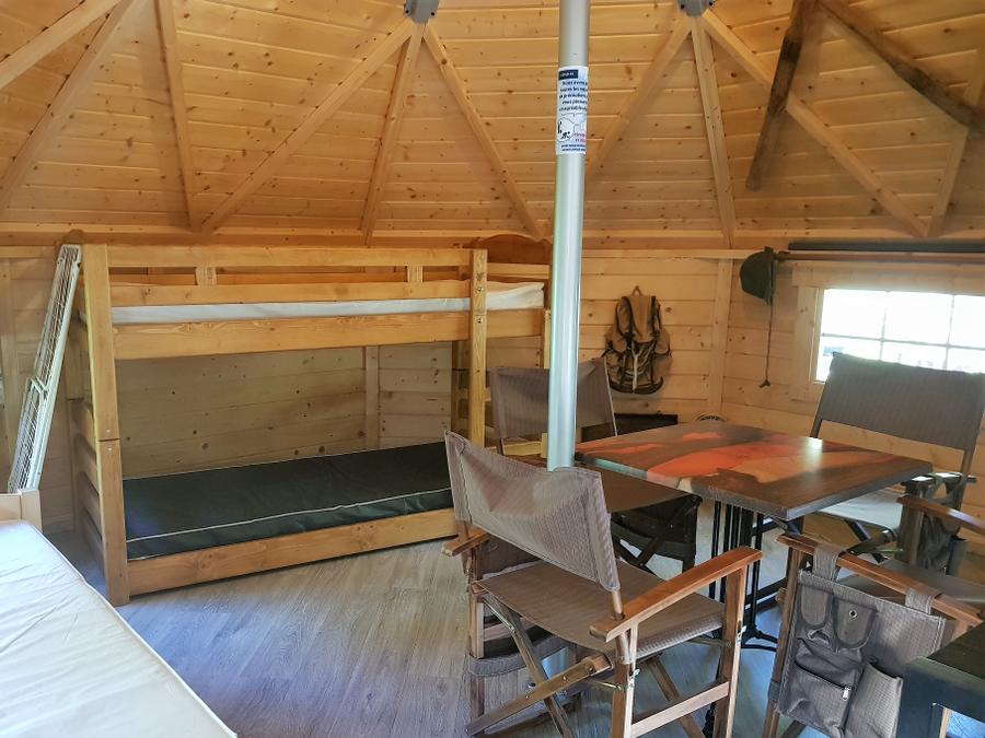 Insolite 4 personnes - Refuge - Esprit cabane - Sans eau ni sanitaire 2/4 places, 8