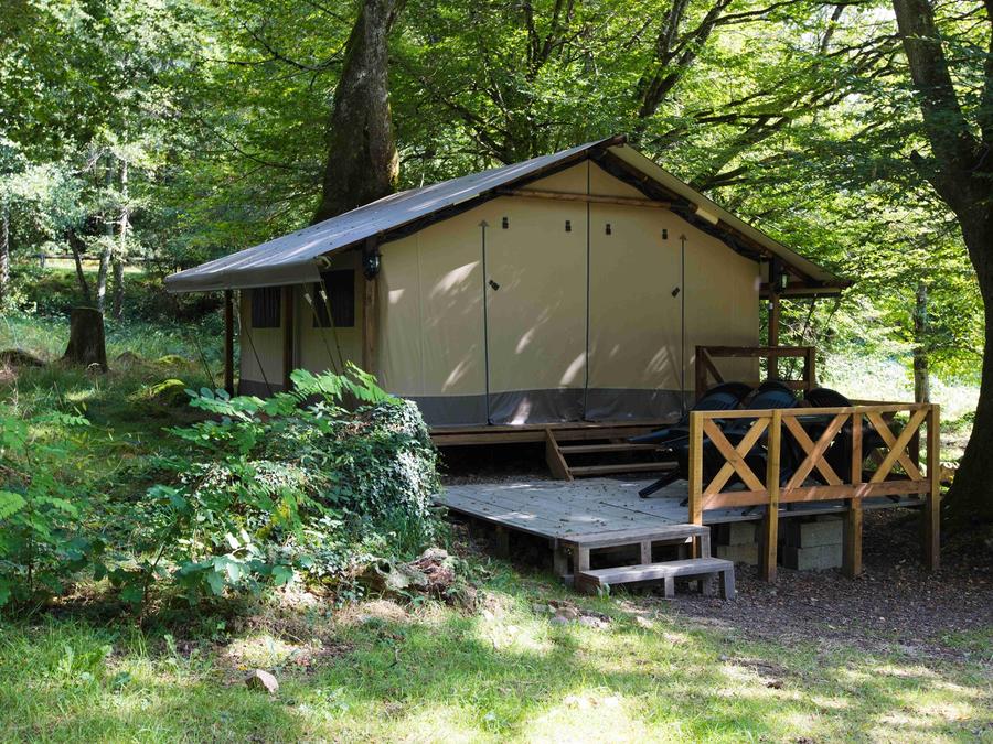 Tente en toile et en bois 5 personnes - Grande Lodge Nature et Luxe sans sanitaires 5