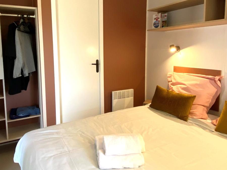 Mobilhome 7 personnes - Premium Jardin- 38.5m² - 3 chambres - 2 SDB - Bain Nordique 5