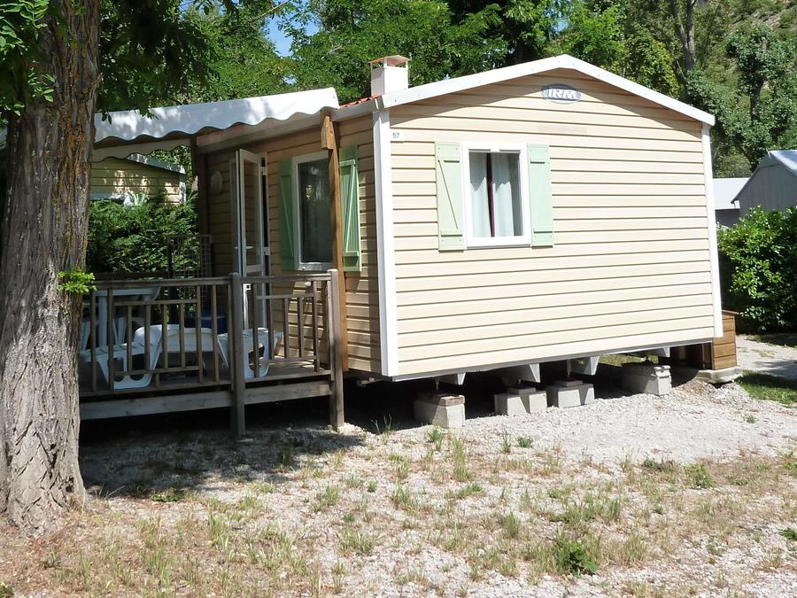 Mobilhome 2 personnes - Confort 18m² (1 chambre) + terrasse semi-couverte 0