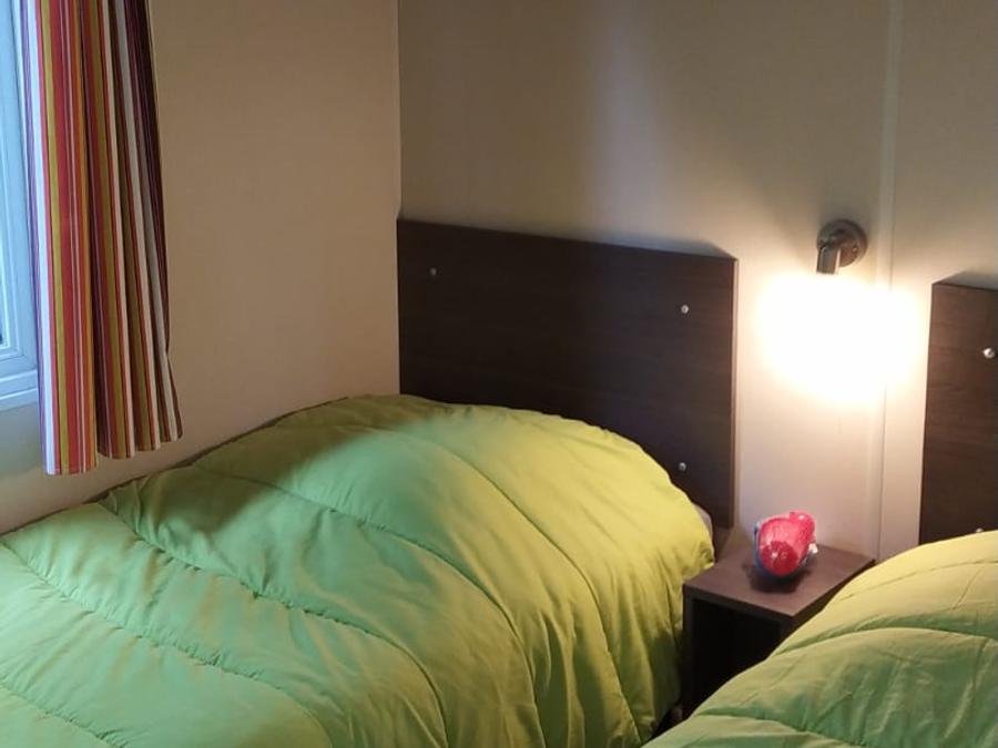 Mobilhome 5 personnes - Mobil-home Confort 29m² (2 chambres ) + Terrasse couverte + Clim 3