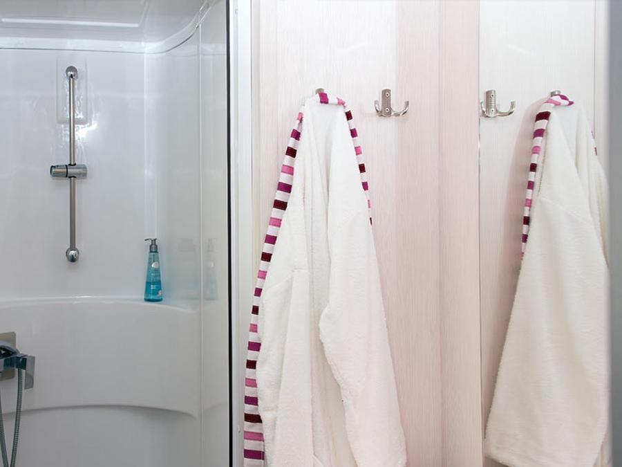 Mobilhome 6 personnes - 3 chambres (dimanche) - CLIM 6