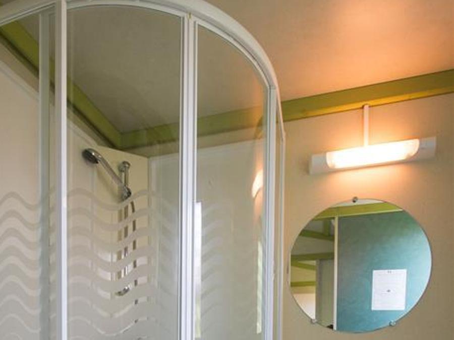 Chalet 5 personnes - 25 m² (2ch - 5 pers) + TV 8