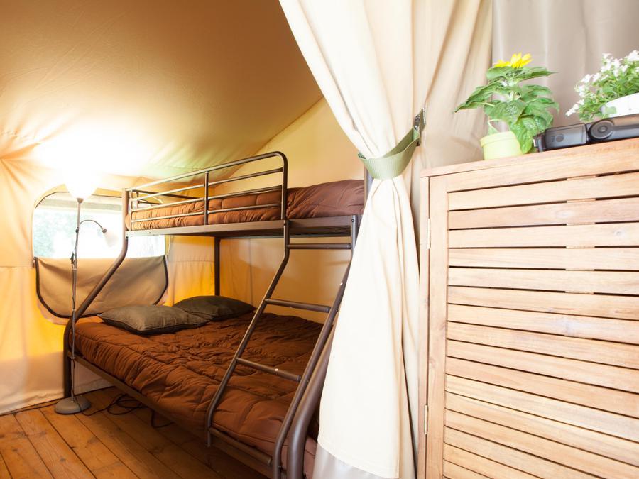 Tente en toile et en bois 5 personnes - SAFARI LODGE sans sanitaires 6