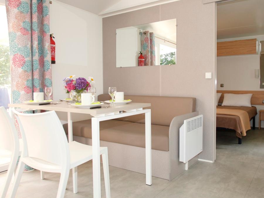 Mobilhome 4 personnes - Mobile Home Confort PMR 29m² - 2 chambres - Terrasse couverte - TV 3