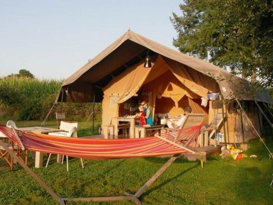 Tente en toile et en bois 5 personnes - LODGE NATURE 35 m² 0