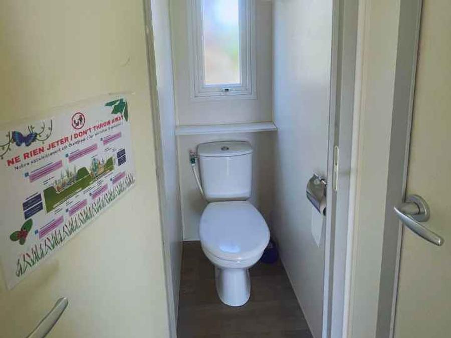 Mobilhome 6 personnes - 2 chambres / Clim - terrasse couverte 11