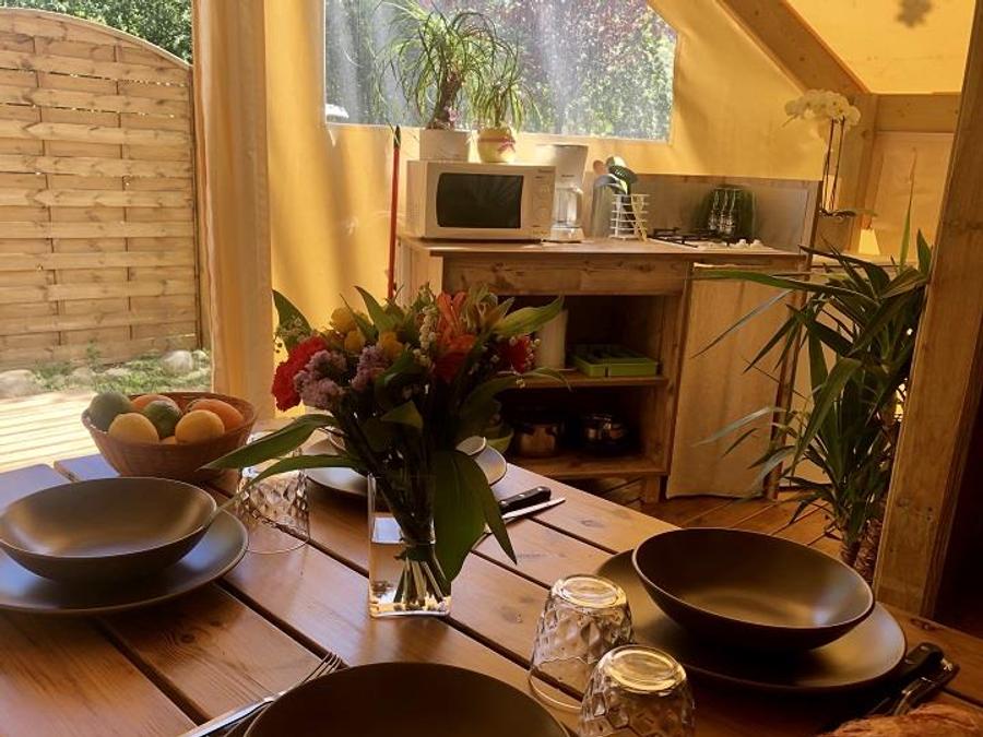 Tente 4 personnes - ECOLODGE sans sanitaires 9