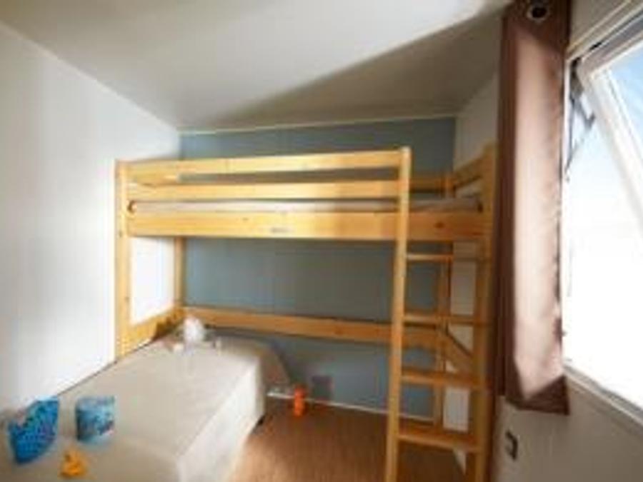Mobilhome 4 personnes - PMR 35 m², climatisé, 2 chambres 1