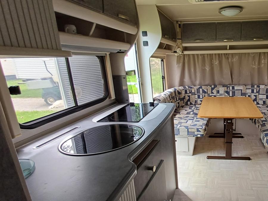 Caravane 4 personnes 1