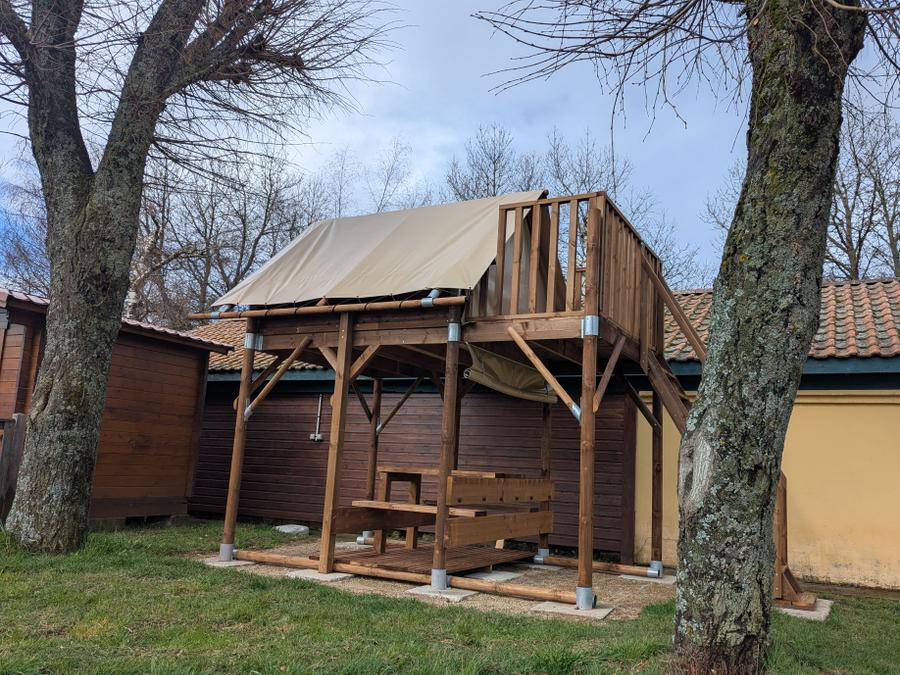 Hébergement 2 personnes - Bivouac sur pilotis 0