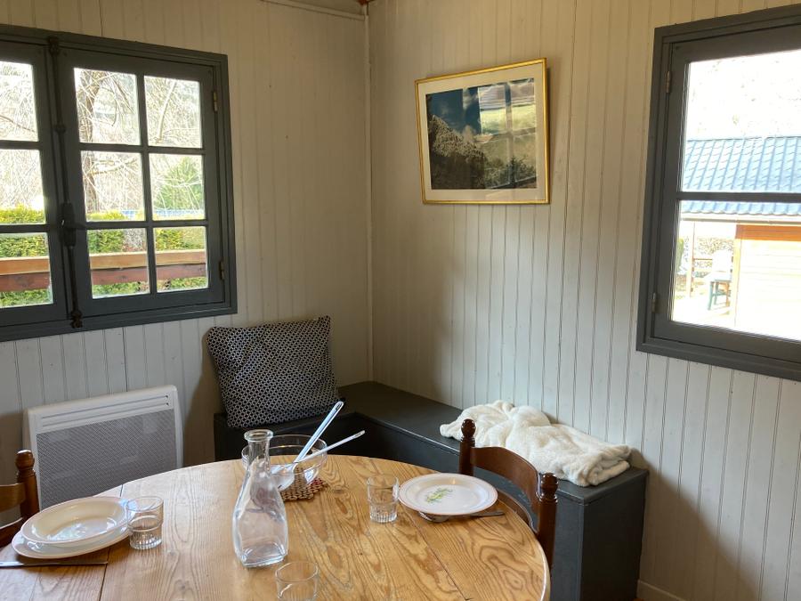 Chalet 5 personnes - Standard 30m² - 2 chambres + terrasse couverte 4