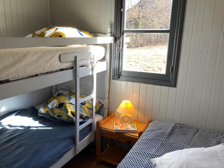 Chalet 5 personnes - Standard 30m² - 2 chambres + terrasse couverte 1