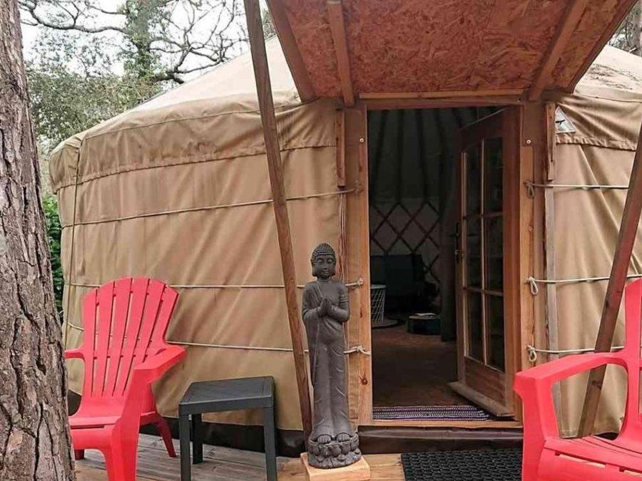 Insolite 4 personnes - Yourte scandinave - sans sanitaires - terrasse 7
