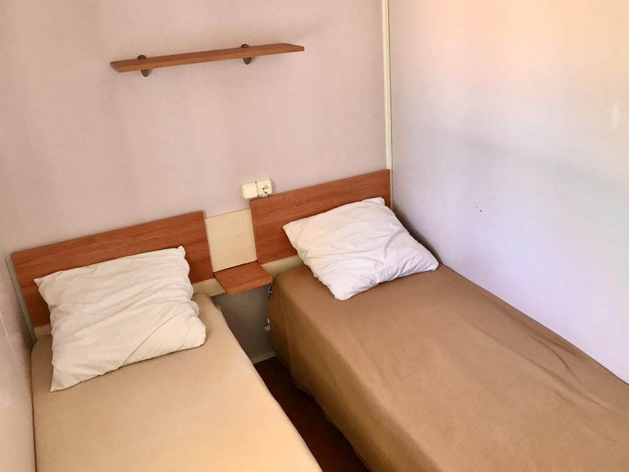 Mobilhome 4 personnes - Loggia 31m², 2 chambres, terrasse Loggia intégrée, climatisation 6