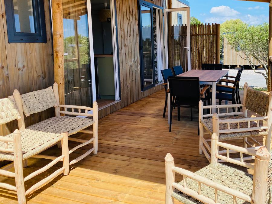 Mobilhome 6 personnes - XL premium 6pers 2 sdb, 3 chambres +terrasse couverte+ tv+lave vaisselle+climatisation 2