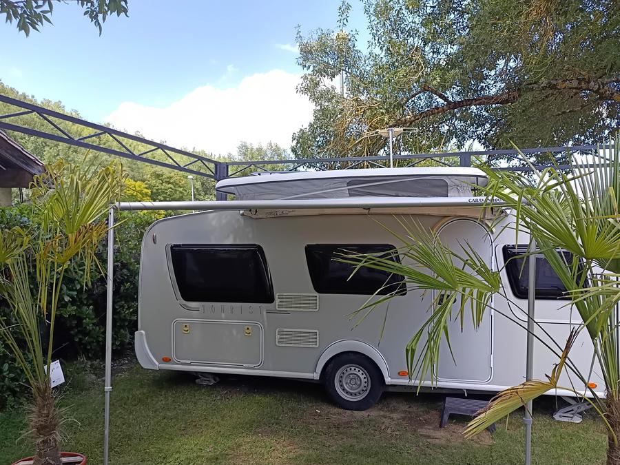 Caravane 2 personnes - confort 0