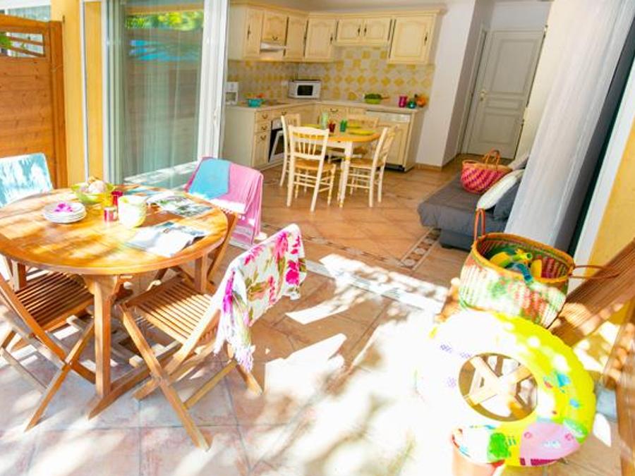 Appartement 4 personnes - 3 pièces Mezzanine 56 m² - 2 chambres - Climatisation et TV 0