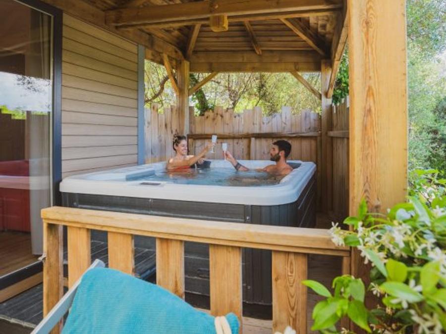 Mobilhome 4 personnes - Moorea 52 m² - 3 pièces - 2 chambres - Jacuzzi privatif - Climatisation 0