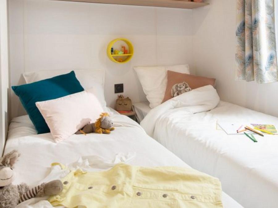 Mobilhome 6 personnes - Maïao 36 m² - 4 pièces - 3 chambres - Climatisation et TV 4
