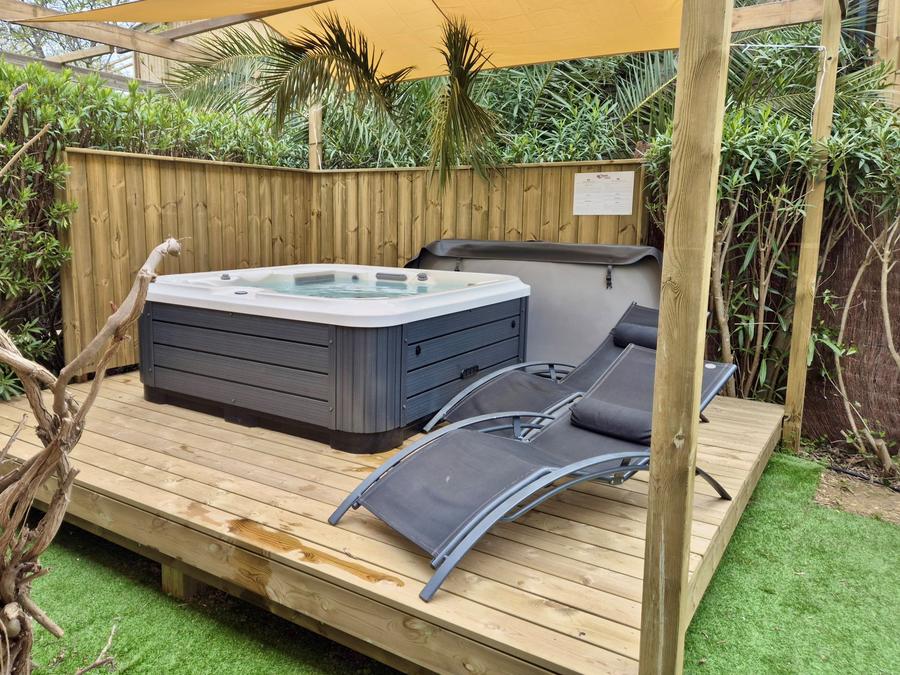 Appartement 4 personnes - Appartement 2 pièces 40m² - 1 chambre - douche - TV - jacuzzi 5