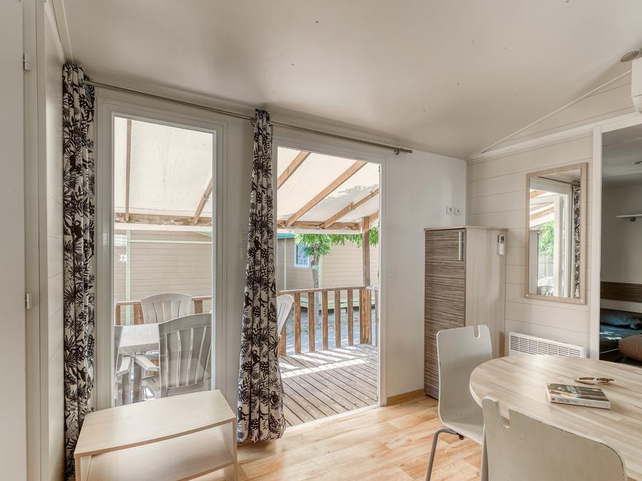 Mobilhome 8 personnes - Le Baou SPA - terrasse couverte 4