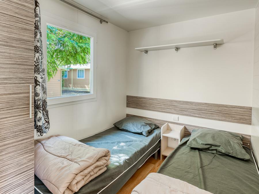 Mobilhome 8 personnes - Le Baou SPA - terrasse couverte 7