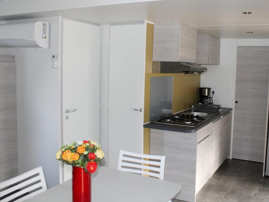 Mobilhome 6 personnes - Mobil-home Les Calanques avec terrasse couverte 1