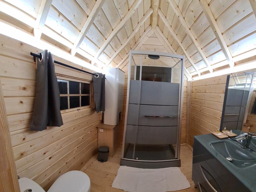 Hébergement 2 personnes - Kota, bain Nordique & Sauna + cadeau de bienvenue 16