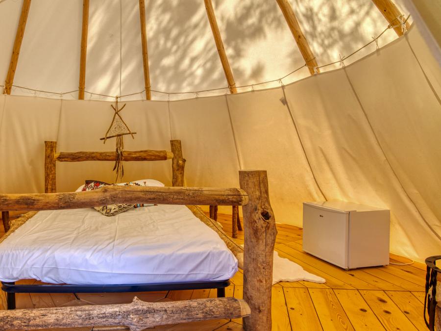 Hébergement 2 personnes - Tipi 6