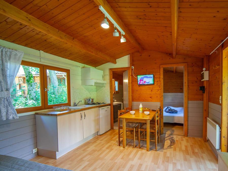Chalet 4 personnes - CH2 TRADITION 32 m² 6
