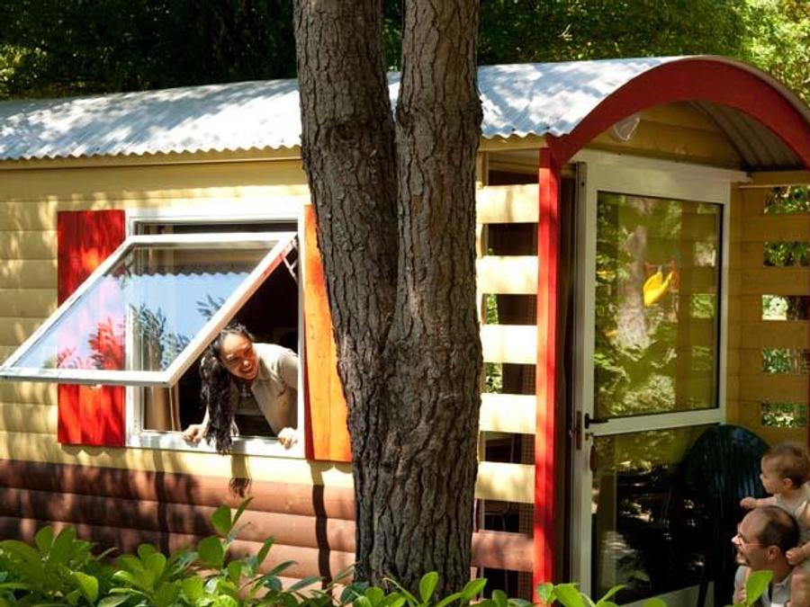 Insolite 4 personnes - ROULOTTE - sans sanitaires 18 m² 1