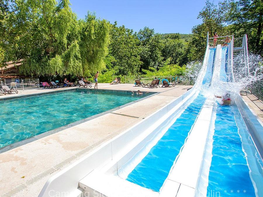 Camping Sites et Paysages - Le Moulin, 4*