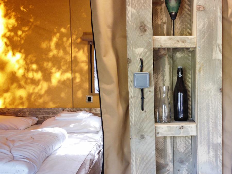 Tente en toile et en bois 5 personnes - Eco-Lodge SAVANE 6