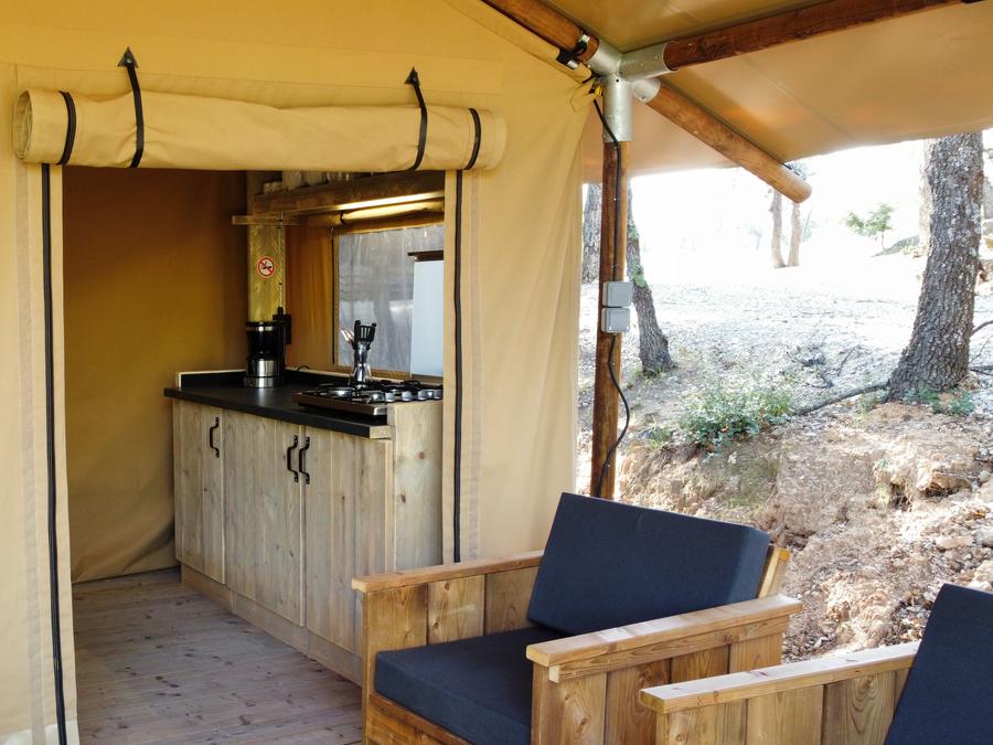 Tente en toile et en bois 5 personnes - Eco-Lodge SAVANE 1