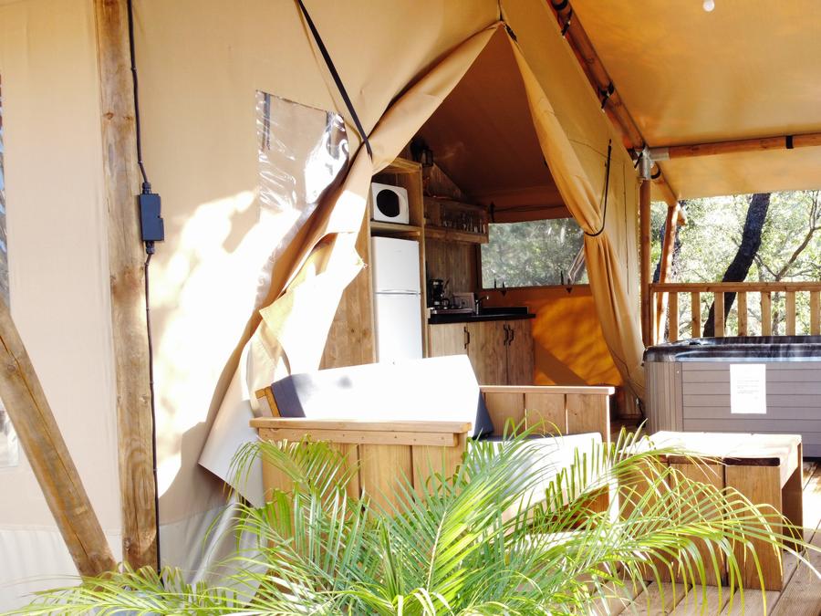 Tente en toile et en bois 4 personnes - Eco-Lodge WOODY 2 chambres 2