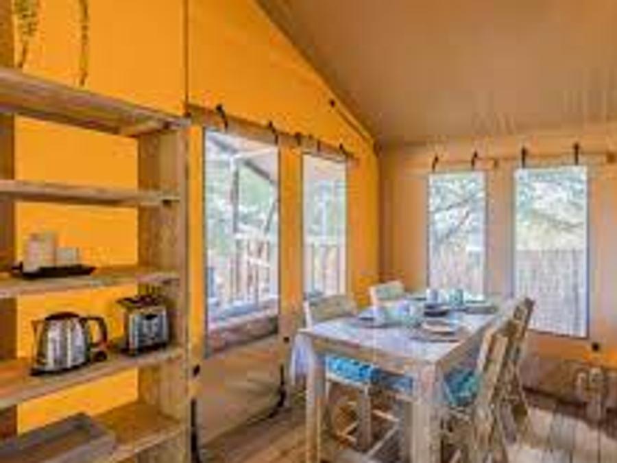 Tente en toile et en bois 4 personnes - Insolite Confort (2 chambres,WC/SDB) 5