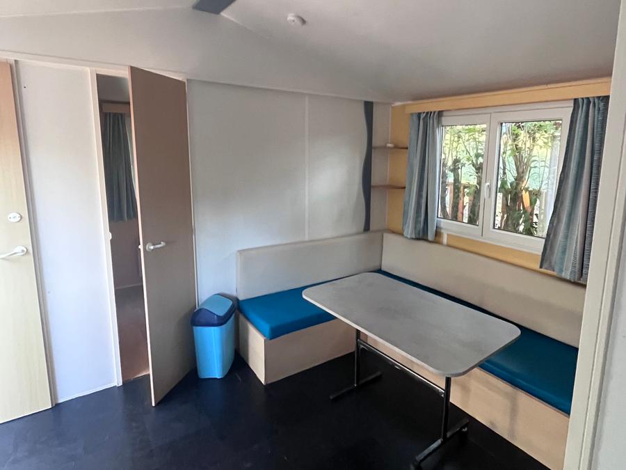 Mobilhome 4 personnes - 25 m², climatisation 11