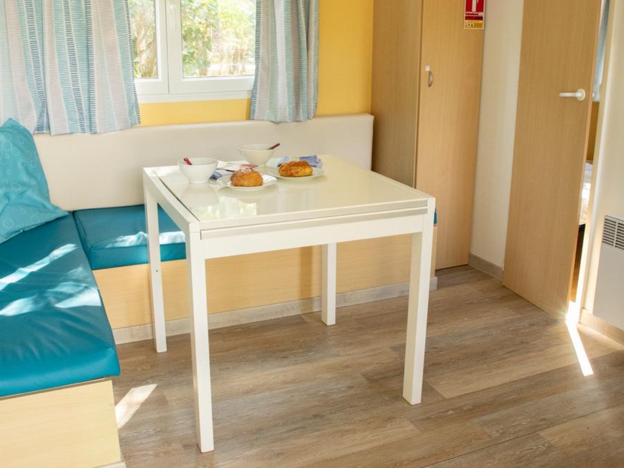 Mobilhome 4 personnes - 25 m², climatisation 16