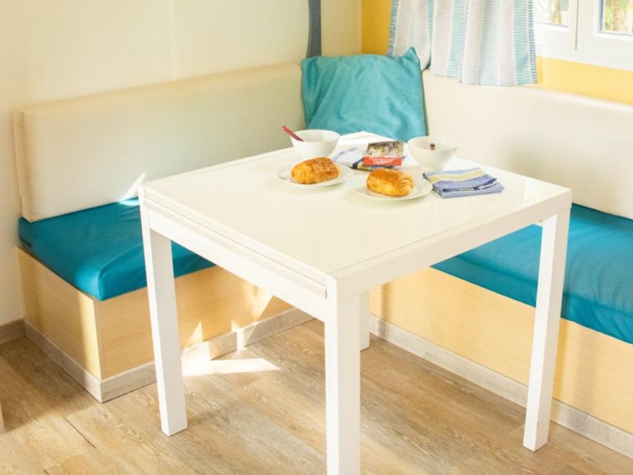 Mobilhome 4 personnes - 25 m², climatisation 15