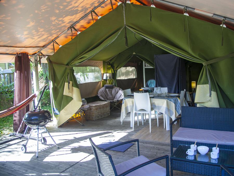 Tente 5 personnes - Confort 37 m² 2 chambres (sans sanitaires) 3