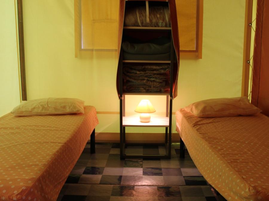 Bungalow toilé 6 personnes - Standard 25 m² 2 chambres 12