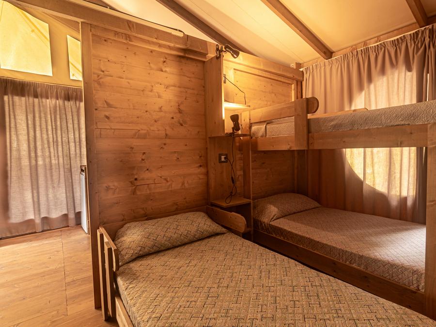 Tente en toile et en bois 5 personnes - RIVIERA LODGE 6