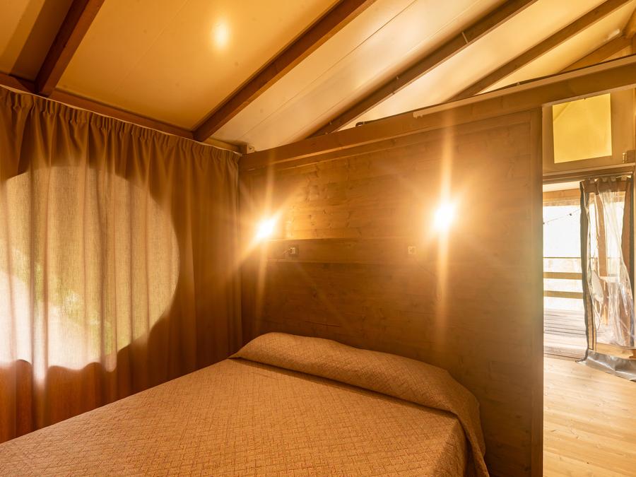 Tente en toile et en bois 5 personnes - RIVIERA LODGE 3