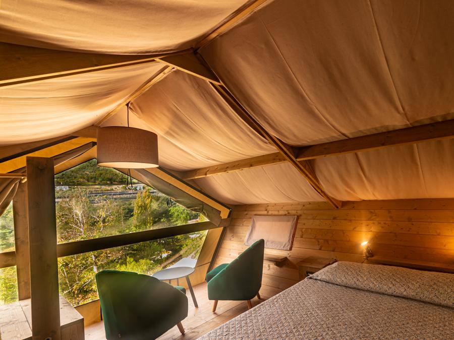 Hébergement 4 personnes - AIRSTREAM LODGE 8
