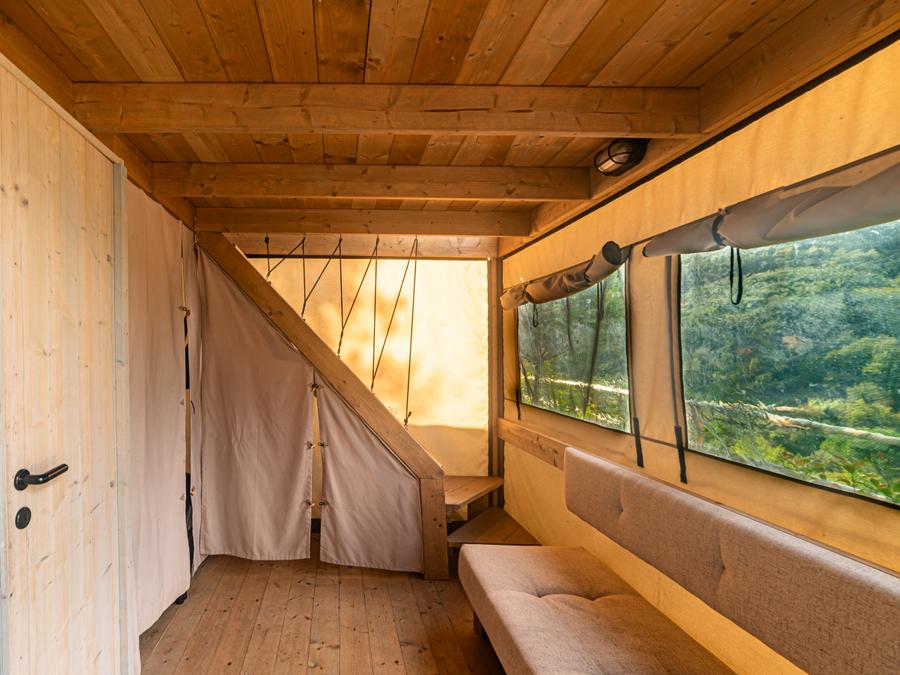 Hébergement 4 personnes - AIRSTREAM LODGE 9